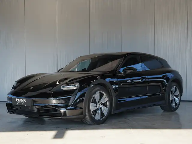 Porsche Taycan 4 Cross Turismo