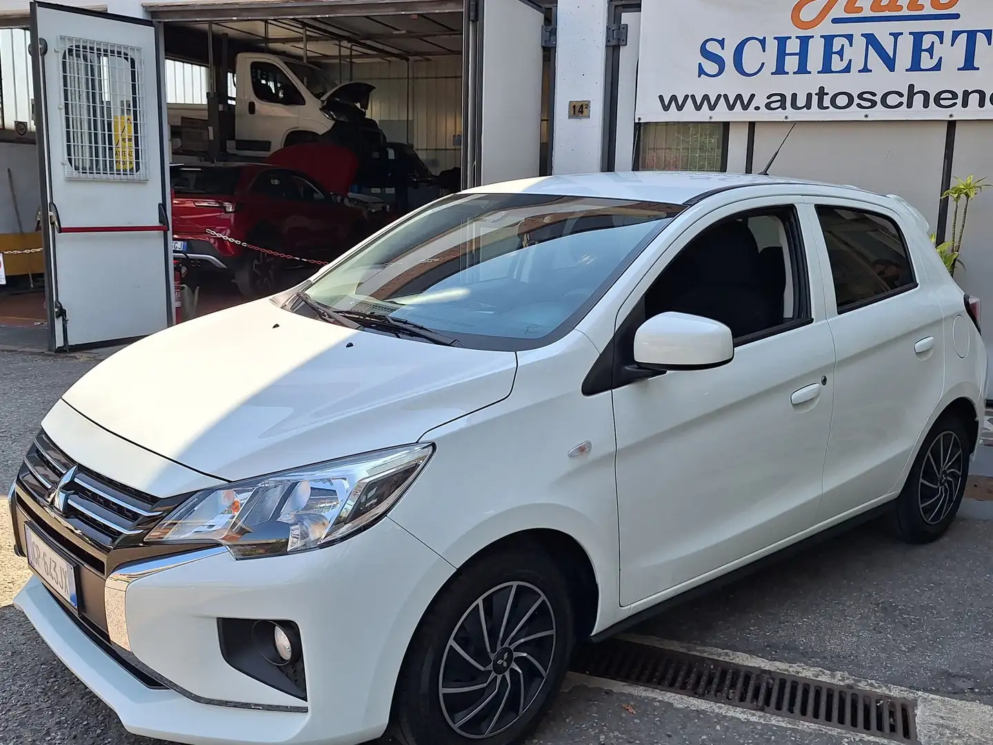 Mitsubishi Space Star Space Star 1.2 Invite radio Gpl UNICO PROPRIETARIO Bianco - 2