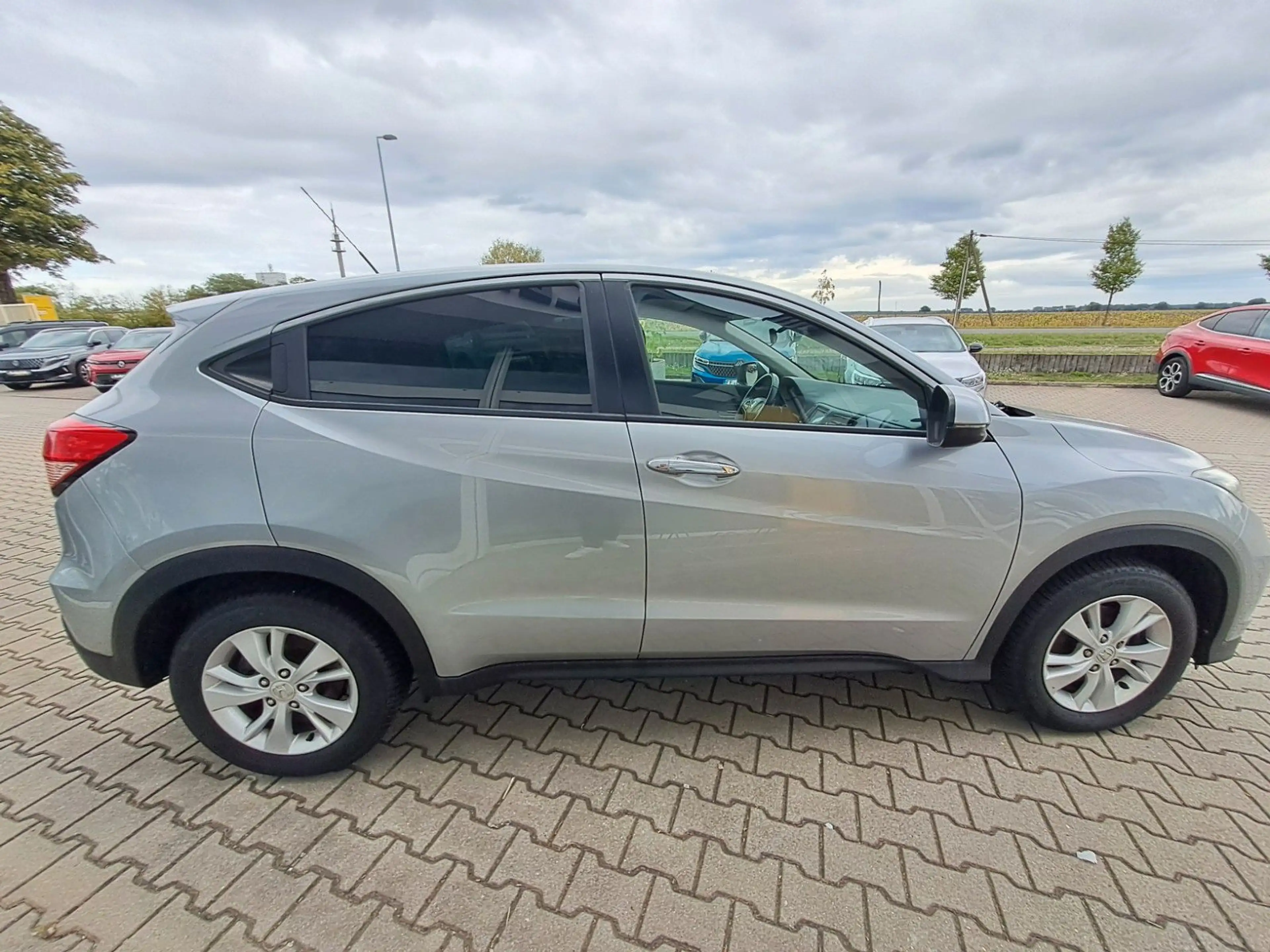 Honda HR-V Elegance — photo 4