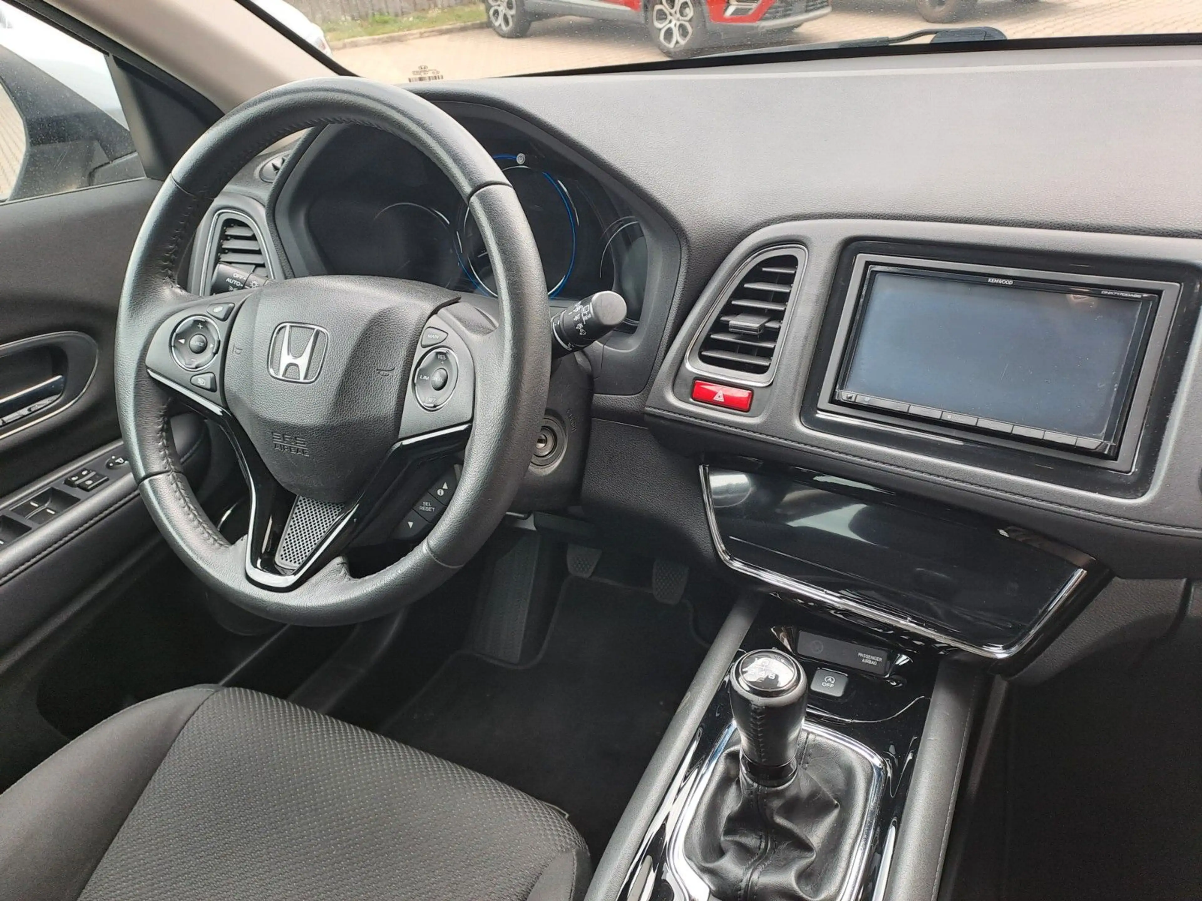 Honda HR-V Elegance — photo 16