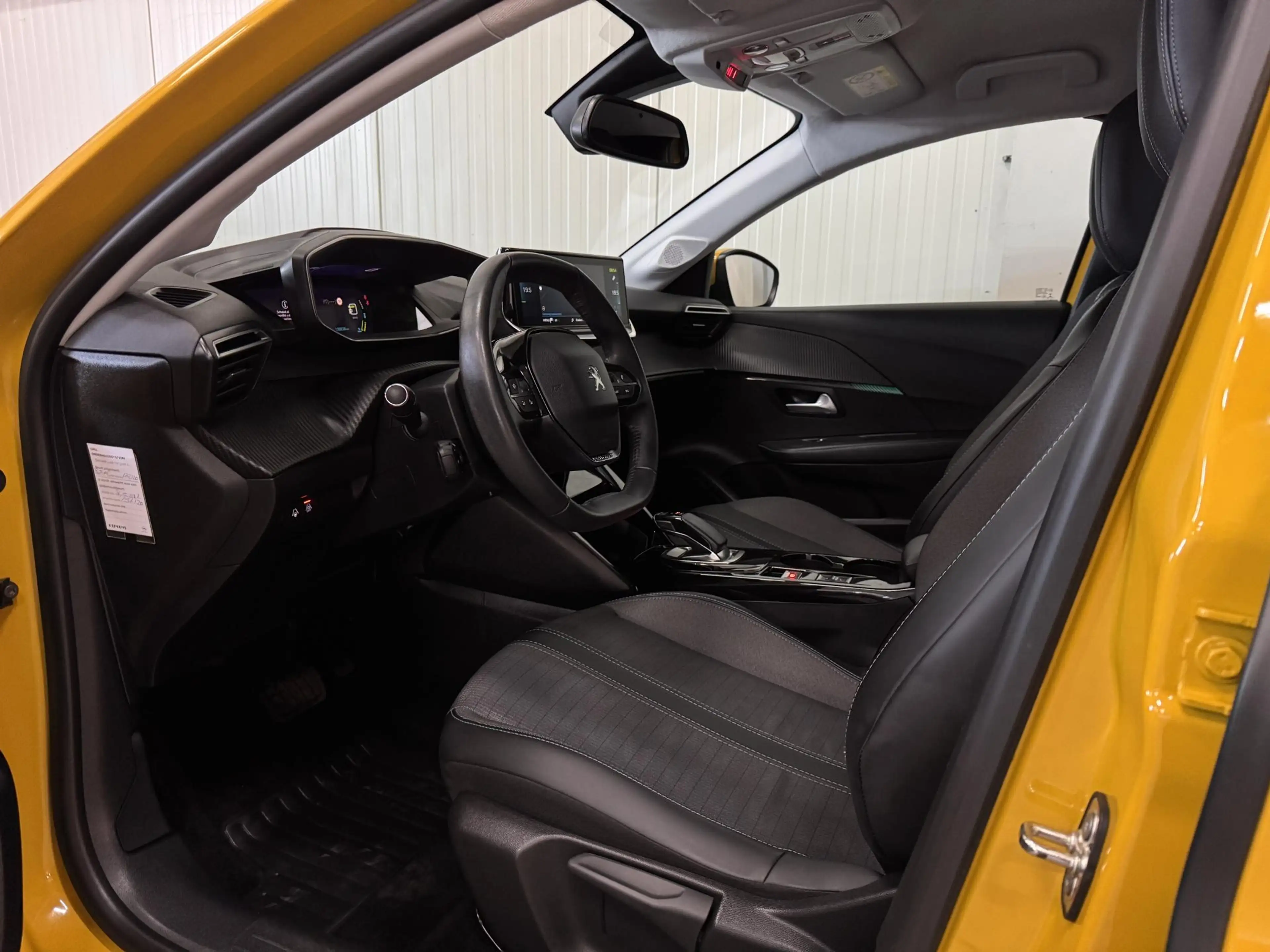Peugeot e-208 EV Blue Lease Allure 50 kWh KEY-LESS CAMERA FULL-O — photo 6