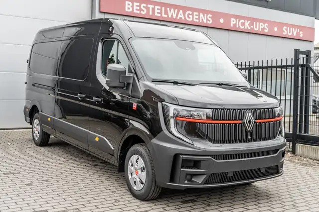 Renault Master 2.0dCi L3H2 - Automaat - Navigatie - 35.500excl
