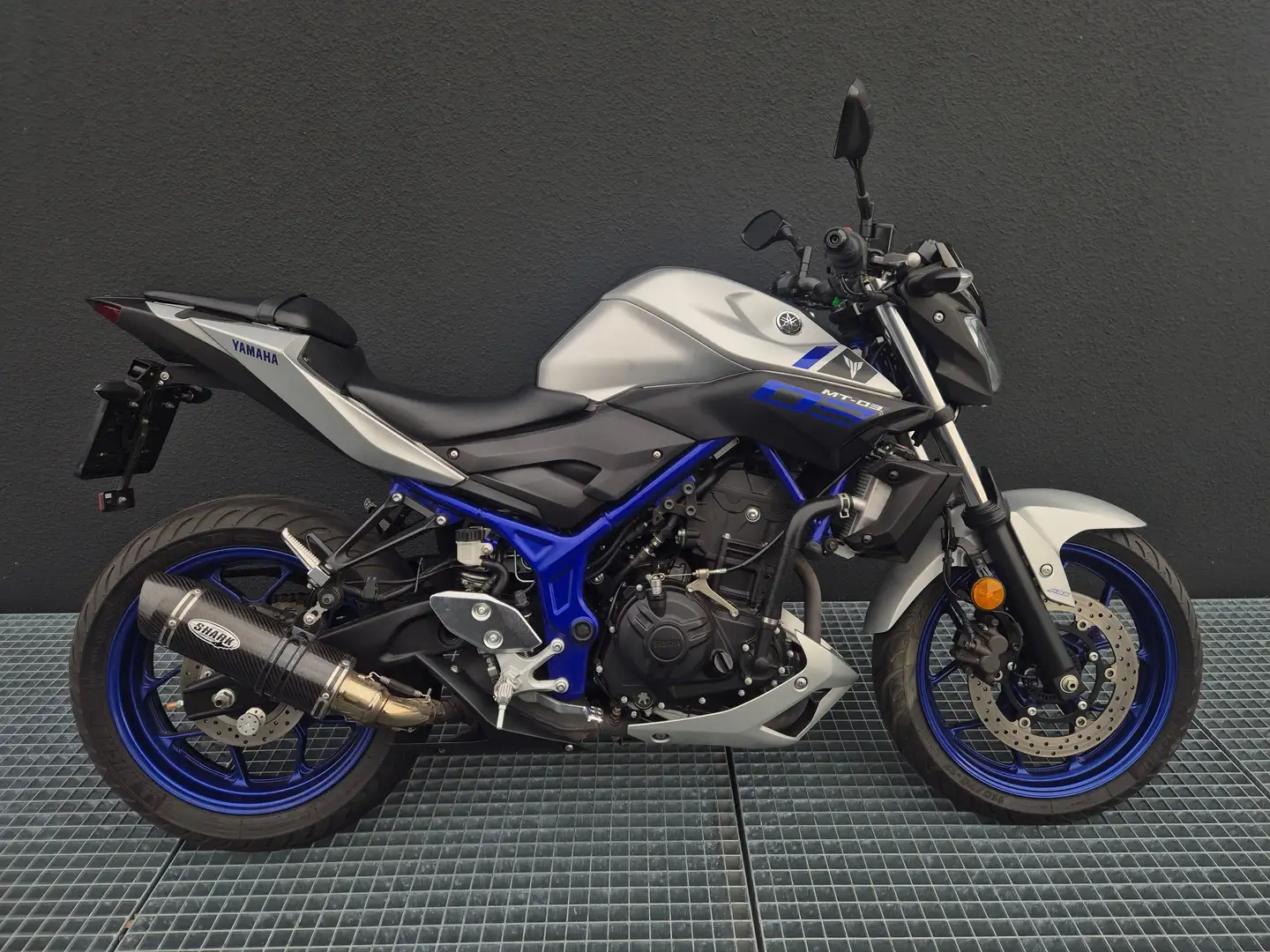 Yamaha MT-03 ABS Gri - 2