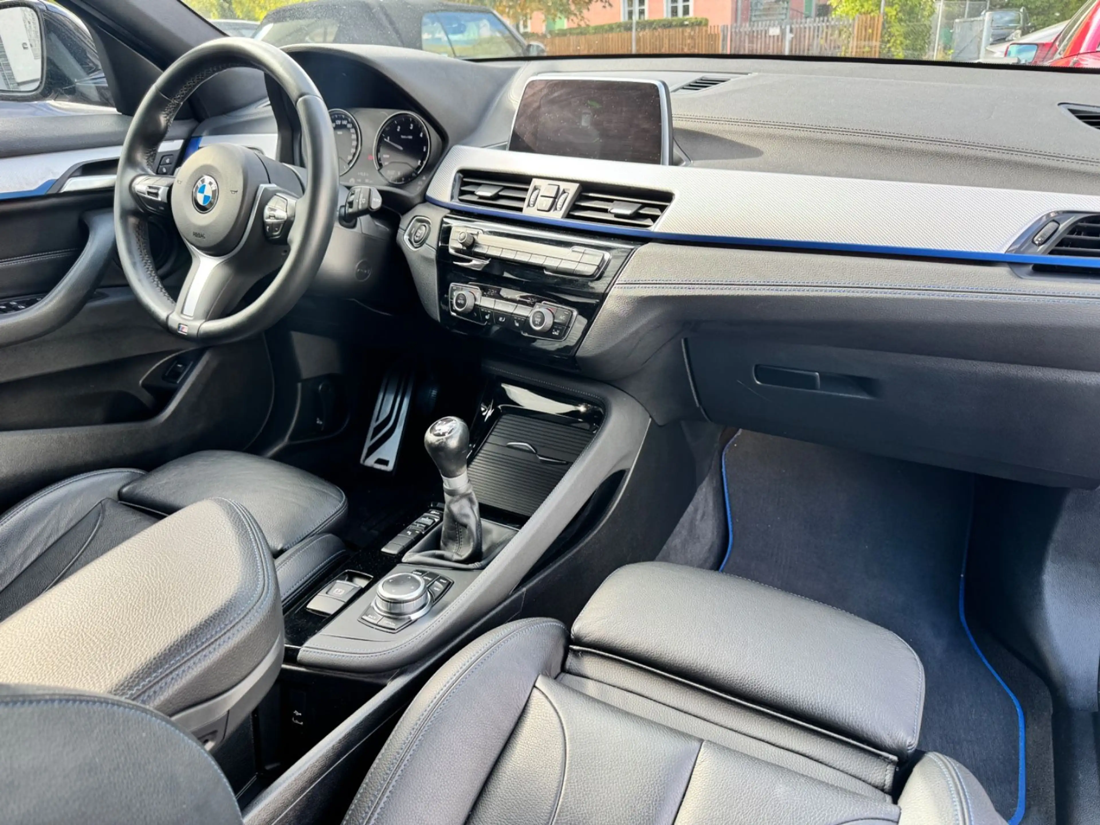 BMW X2 sDrive 18 d M Sport — photo 9
