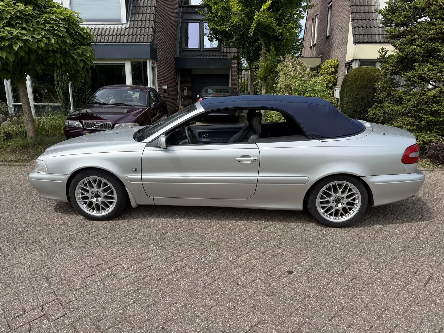 Volvo C70 2.0 T Gris - 2