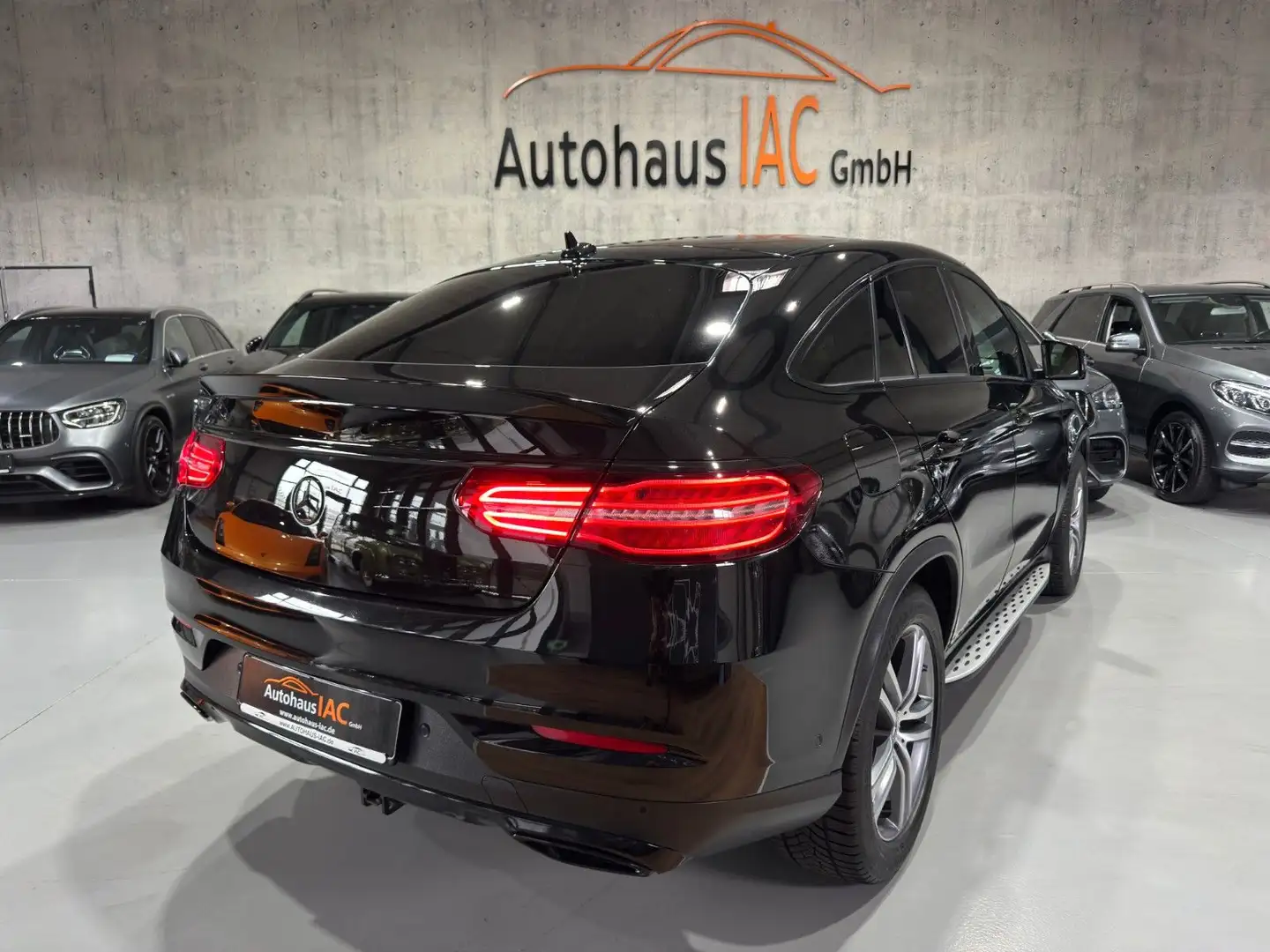 Mercedes-Benz GLE 350 /Coupe/4Matic/PANO/LED/AHK/ Zwart - 2
