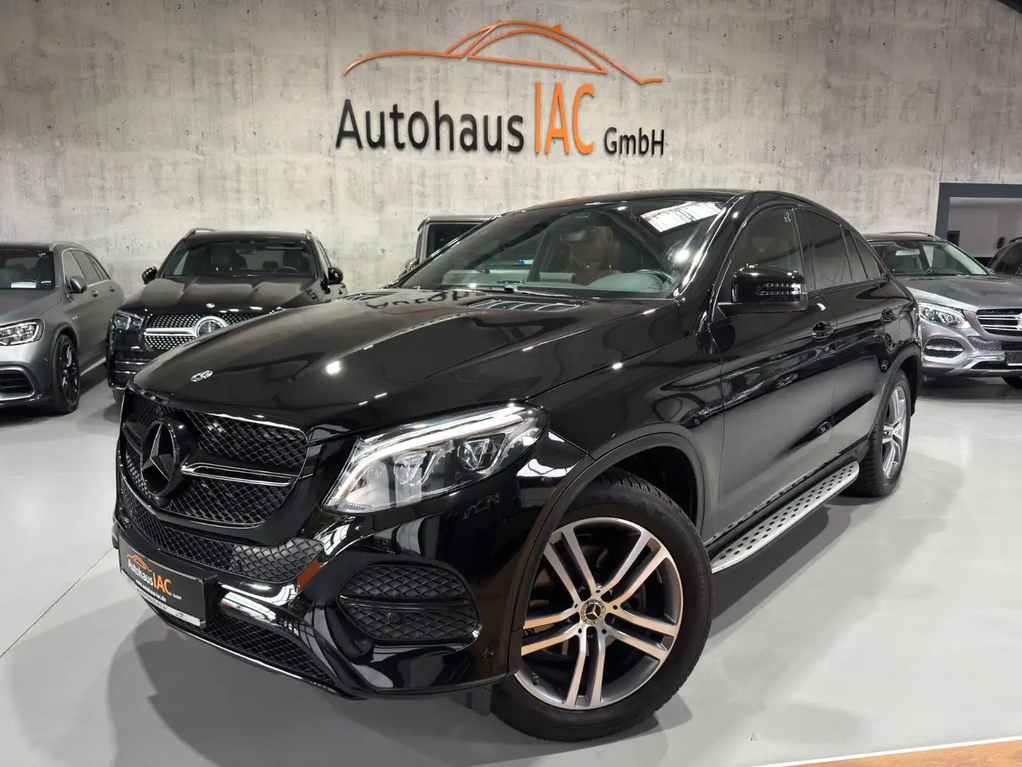 Mercedes-Benz GLE 350 /Coupe/4Matic/PANO/LED/AHK/ Zwart - 1