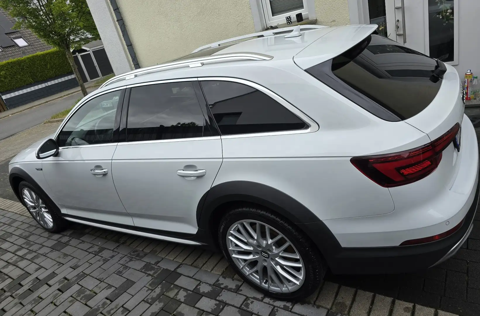 Audi A4 allroad basis Beyaz - 2