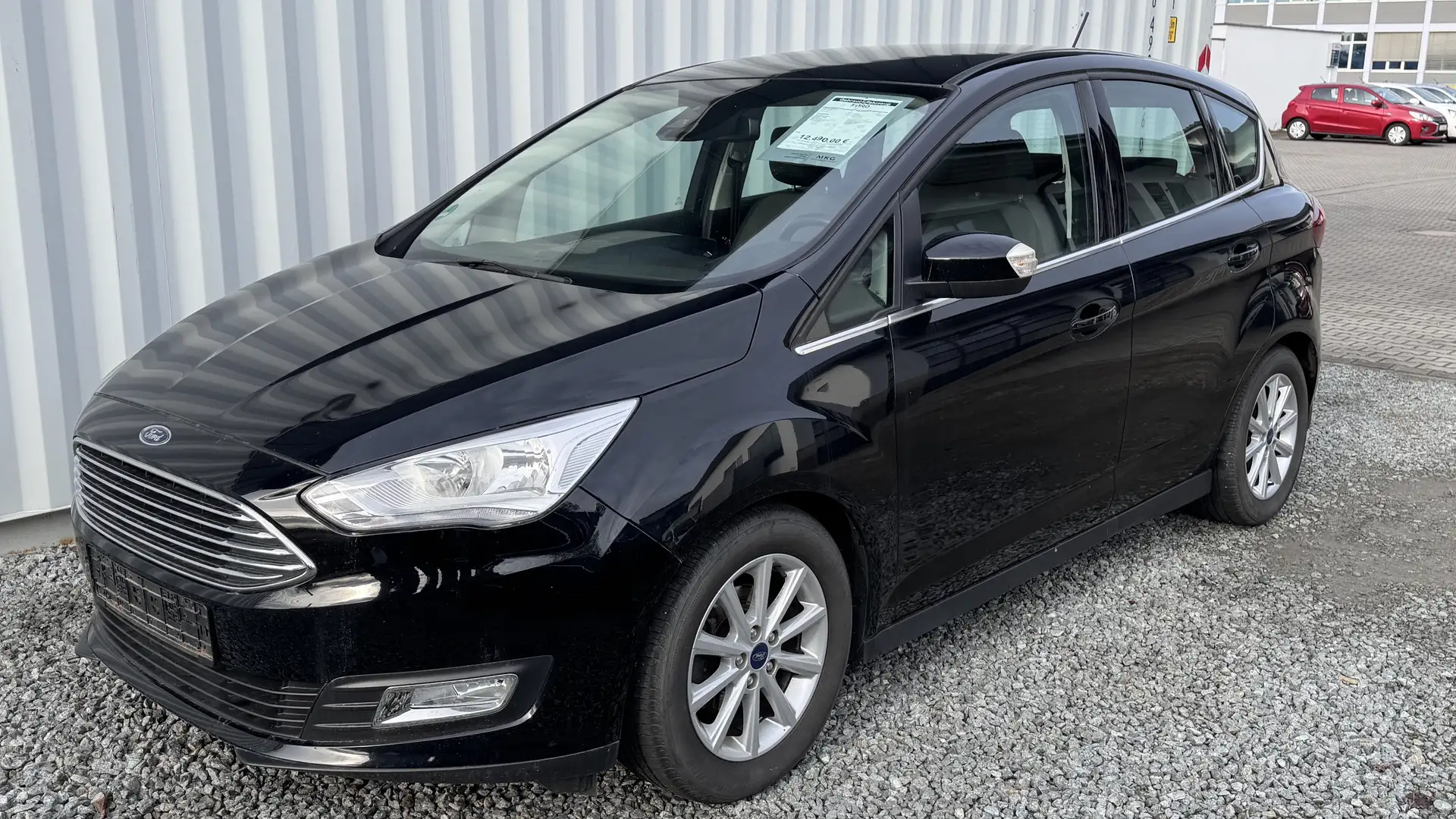 Ford C-Max Titanium Noir - 1