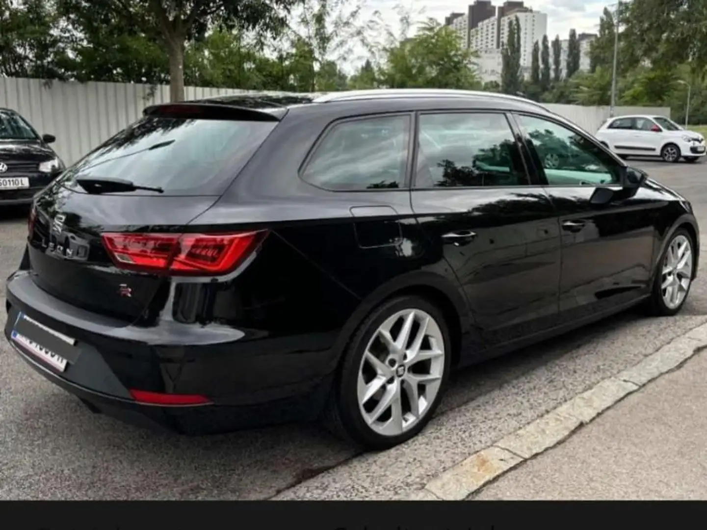 SEAT Leon Leon ST FR 1,4 TSI FR Schwarz - 2
