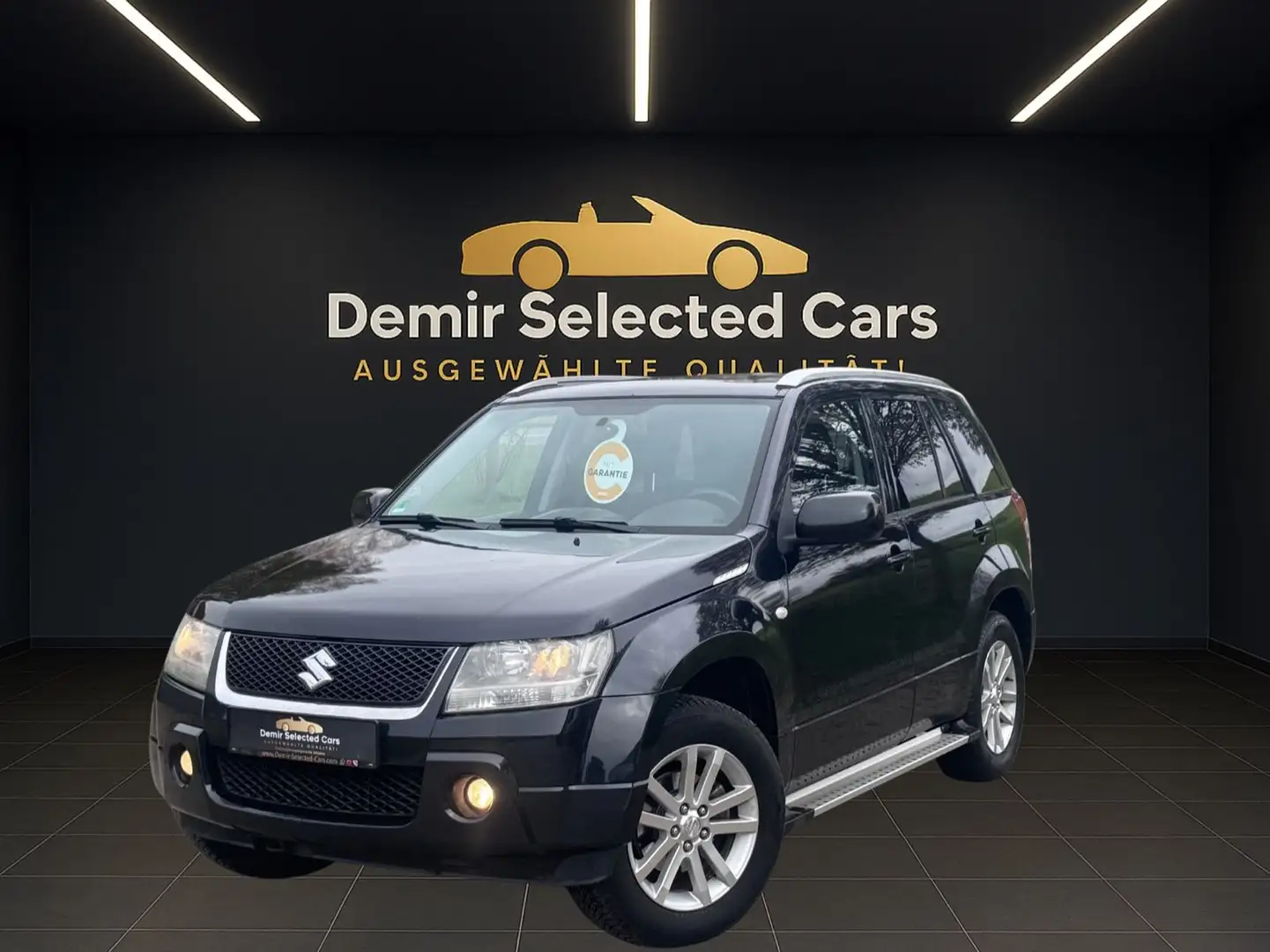 Suzuki Grand Vitara 4x4 |TÜV NEU|SERVICE NEU| Zwart - 2