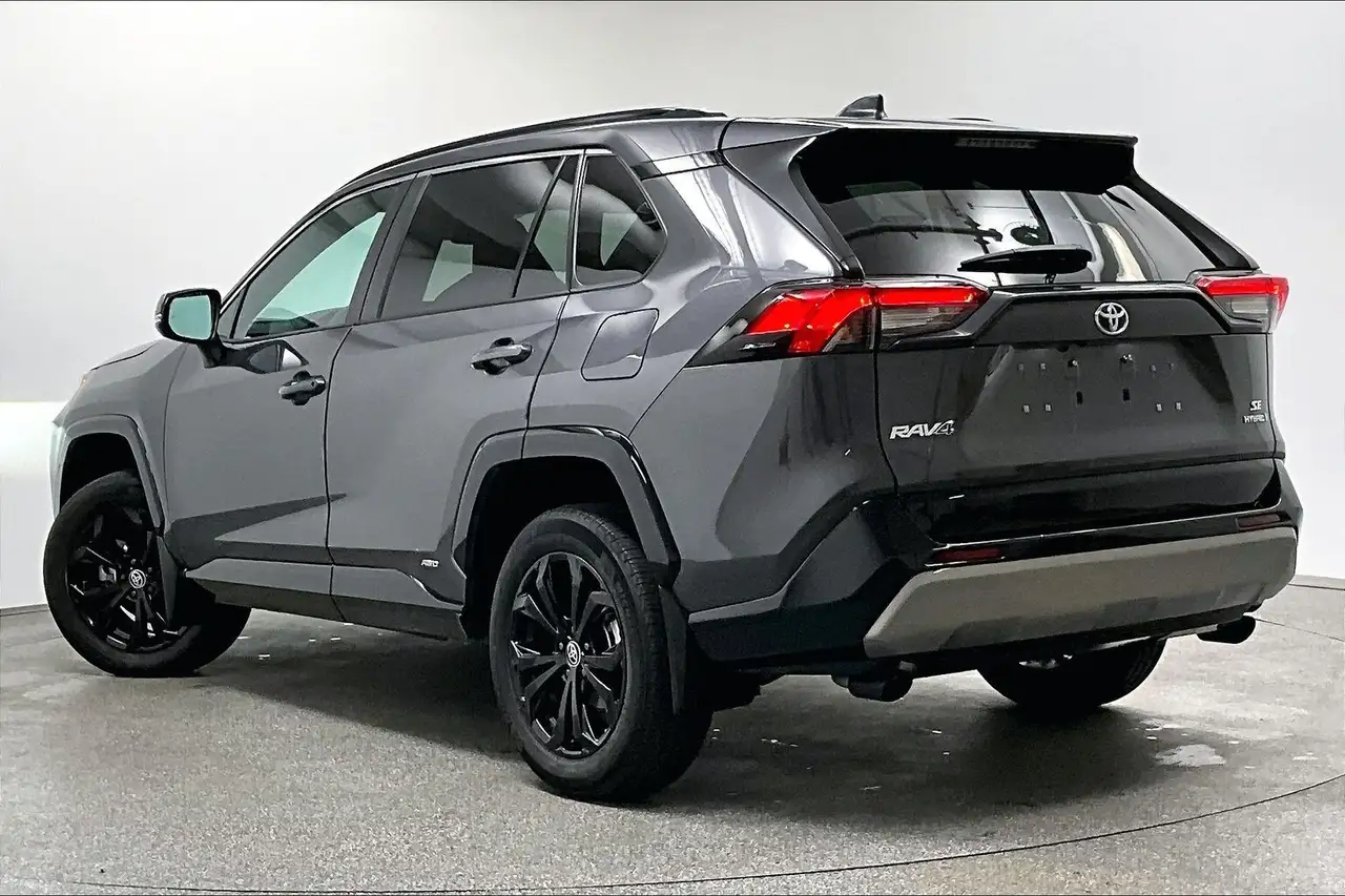Toyota RAV 4 снимка Toyota RAV 4