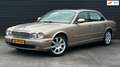 Jaguar XJR 4.2 V8 LWB | Schuifdak | Keurige staat | PDC | Beige - thumbnail 1