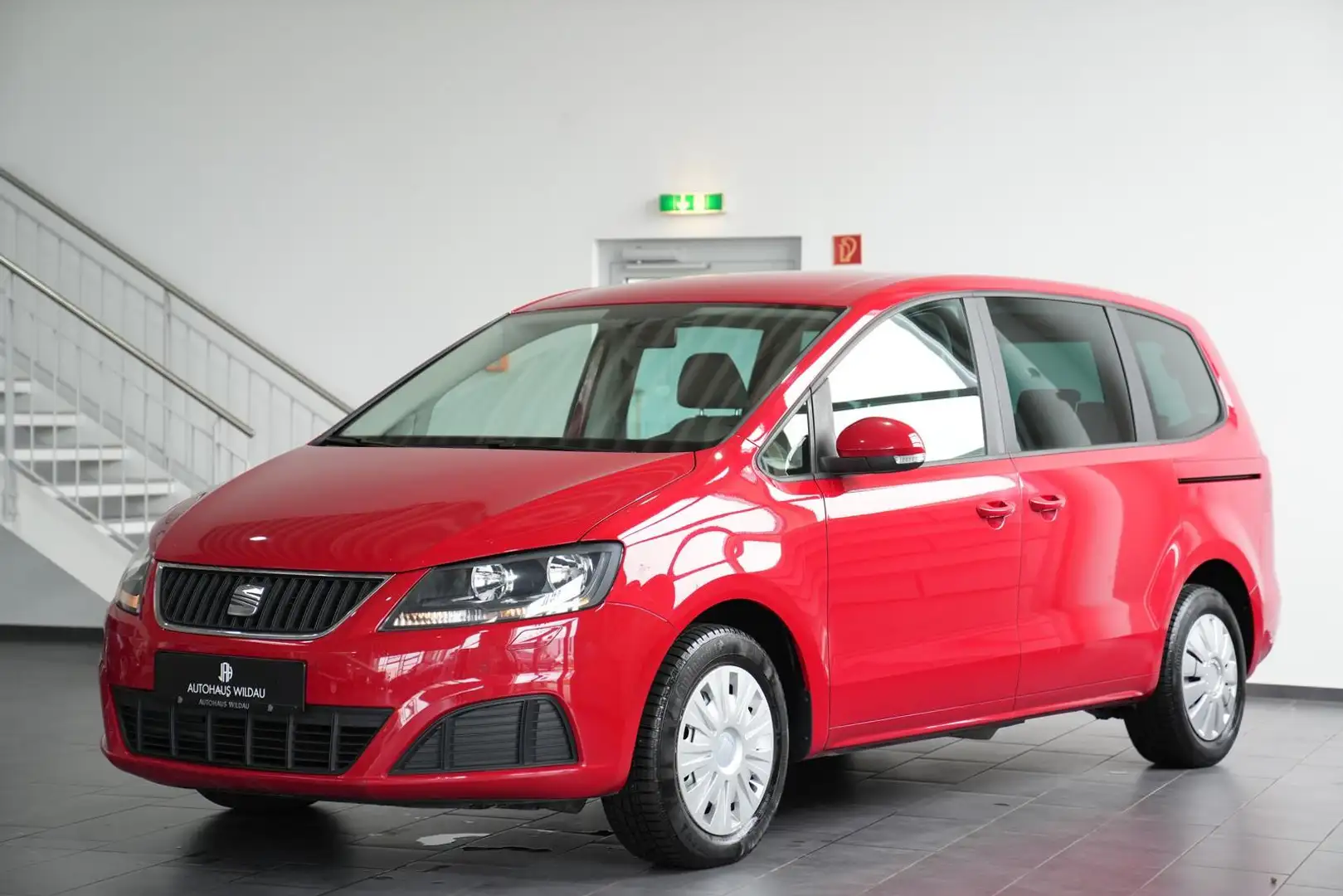 SEAT Alhambra Reference *7-SITZER* Rot - 2