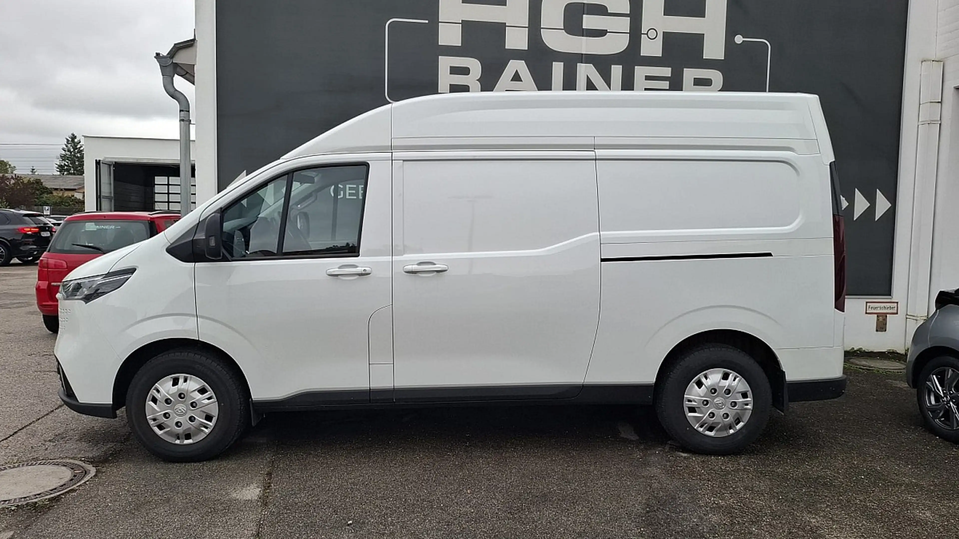 Maxus Deliver 7 L2H2 2. Schiebetür — photo 4