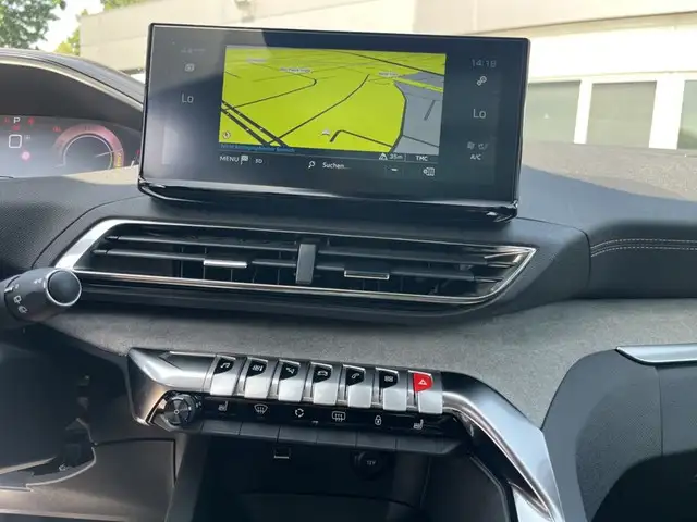 Peugeot 5008 view 12