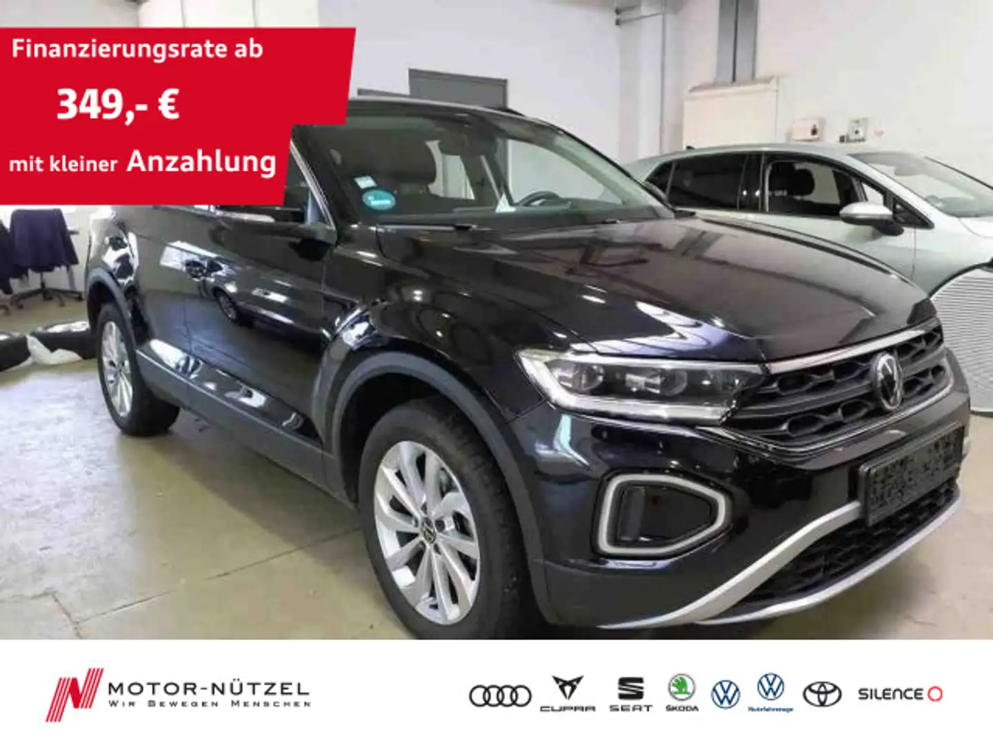 Volkswagen T-Roc 1.5 TSI DSG LIFE LEDplus+NAV+AHK+ACC+BEATS Schwarz - 1