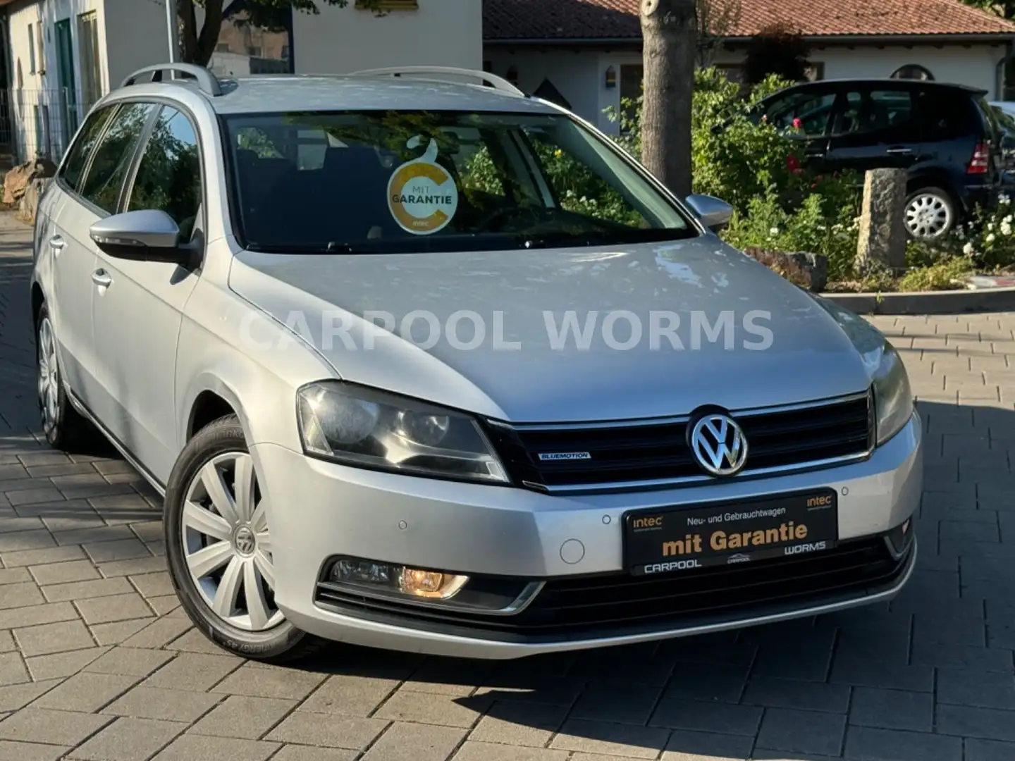 Volkswagen Passat Variant TDI Trendline BlueMotion PDC+SHZ Silber - 1