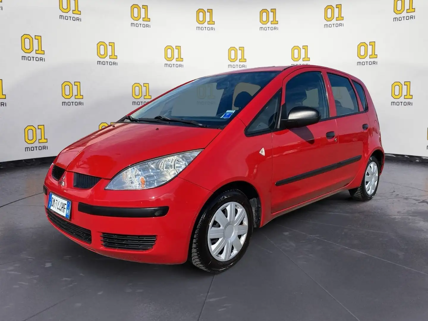Mitsubishi Colt Colt 1.1 12V 5p. Insport crvena - 1