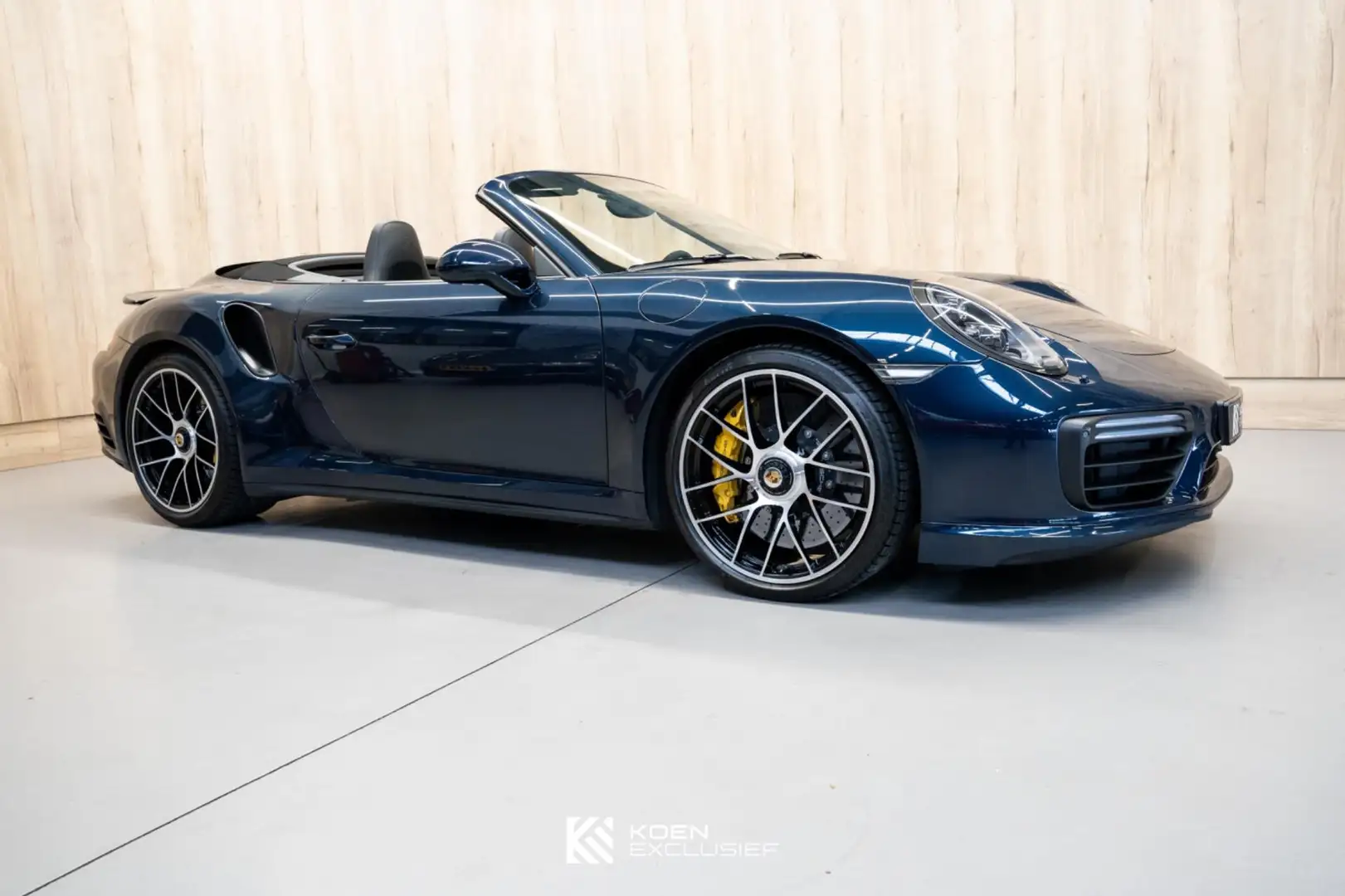 Porsche 991 Cabrio 991 3.8 Turbo S (2016) Burmester, Lift, 18w Blauw - 2