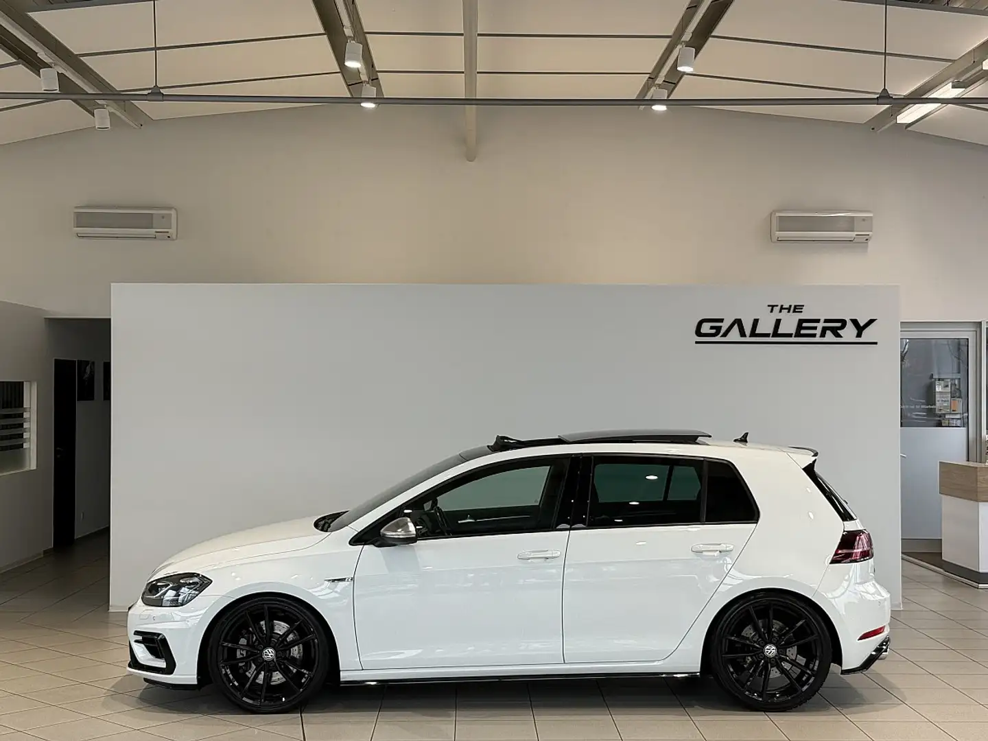 Volkswagen Golf R 4Motion 2,0 TSI DSG*Panorama*Vollleder*Virtual*LED Biały - 1