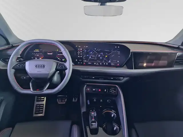 Audi Q5 view 7