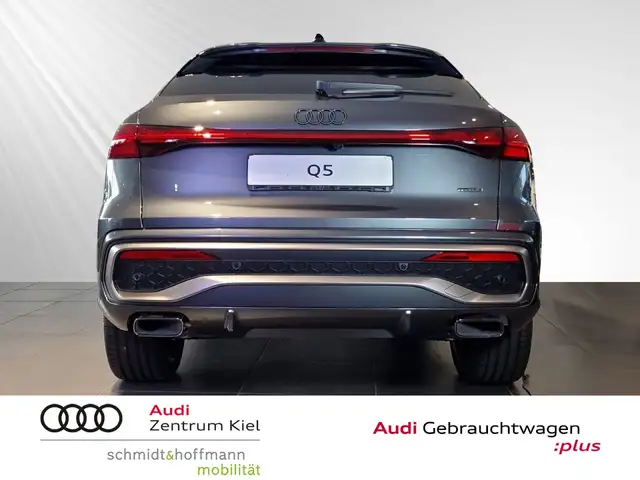 Audi Q5 view 5