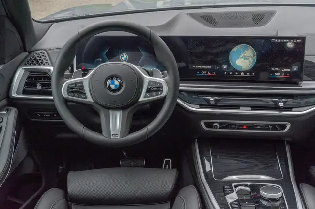 BMW X5 view 14