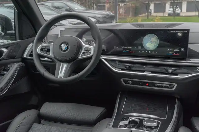 BMW X5 view 15