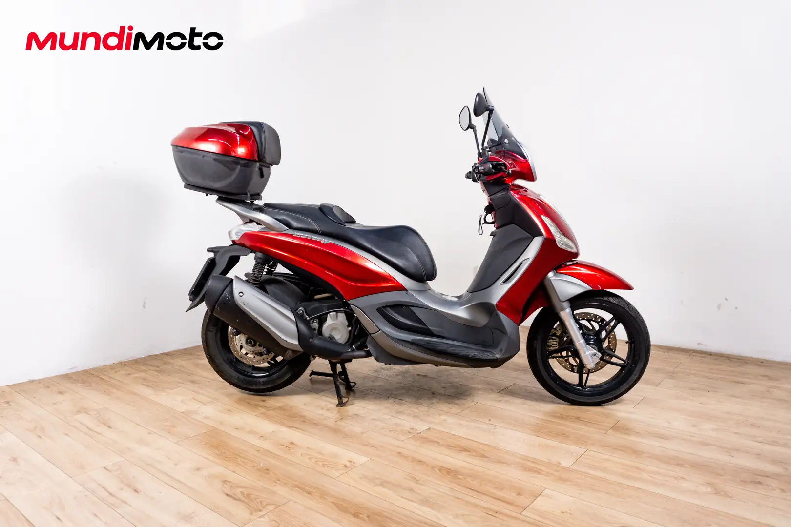 Piaggio Beverly 350 - 1