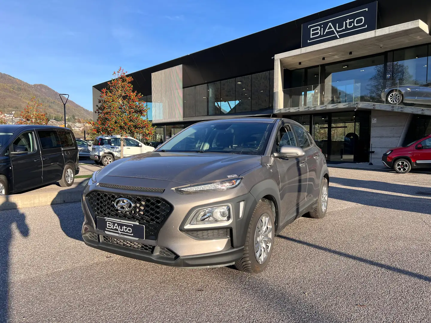 Hyundai KONA 1.0T-GDI 120CV CLASSIC Grigio - 1