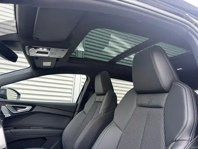 Audi Q4 e-tron Audi Q4 45 e-tron quattro business Ansicht 6