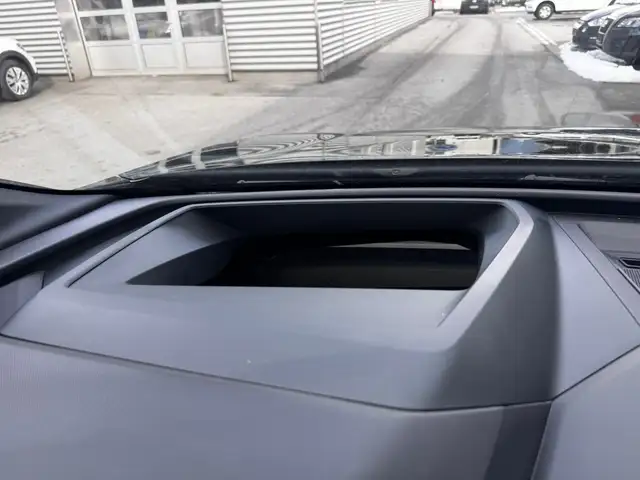 Audi Q4 e-tron Audi Q4 45 e-tron quattro business Ansicht 9