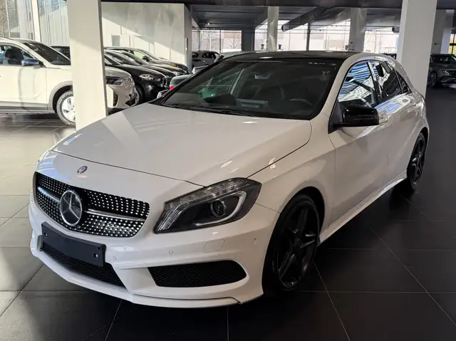 Mercedes-Benz A 180 Amg Panorama, Night Pack