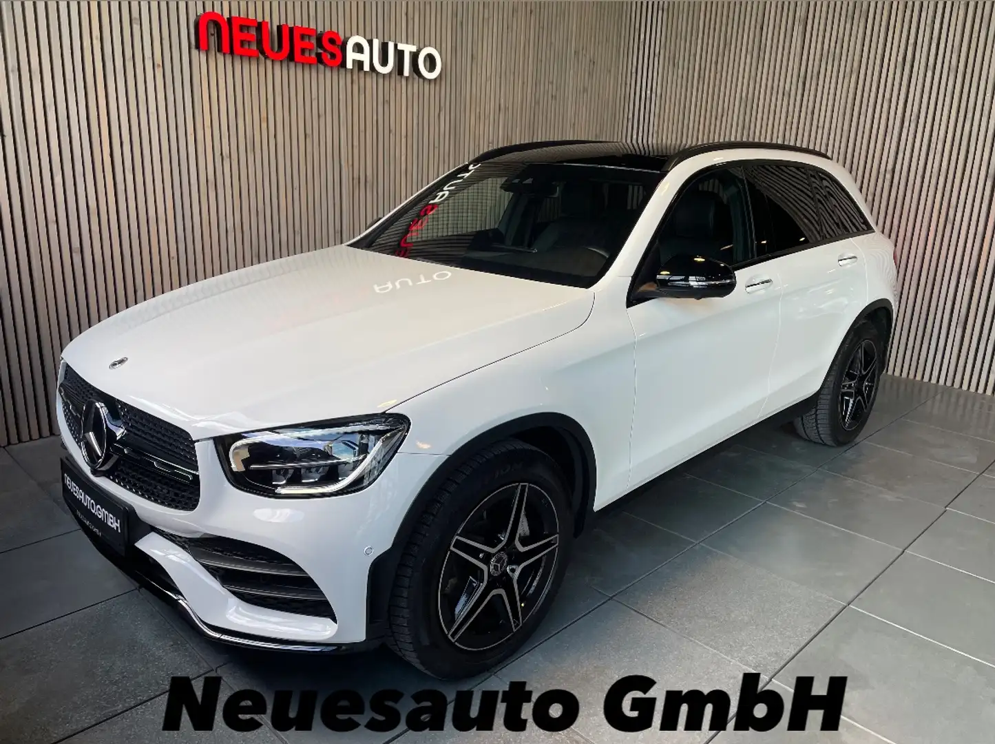 Mercedes-Benz GLC 220 d 4Matic*AMG*Pano*49.000km.*360°*AHK*Ambi*Virtu Weiß - 1