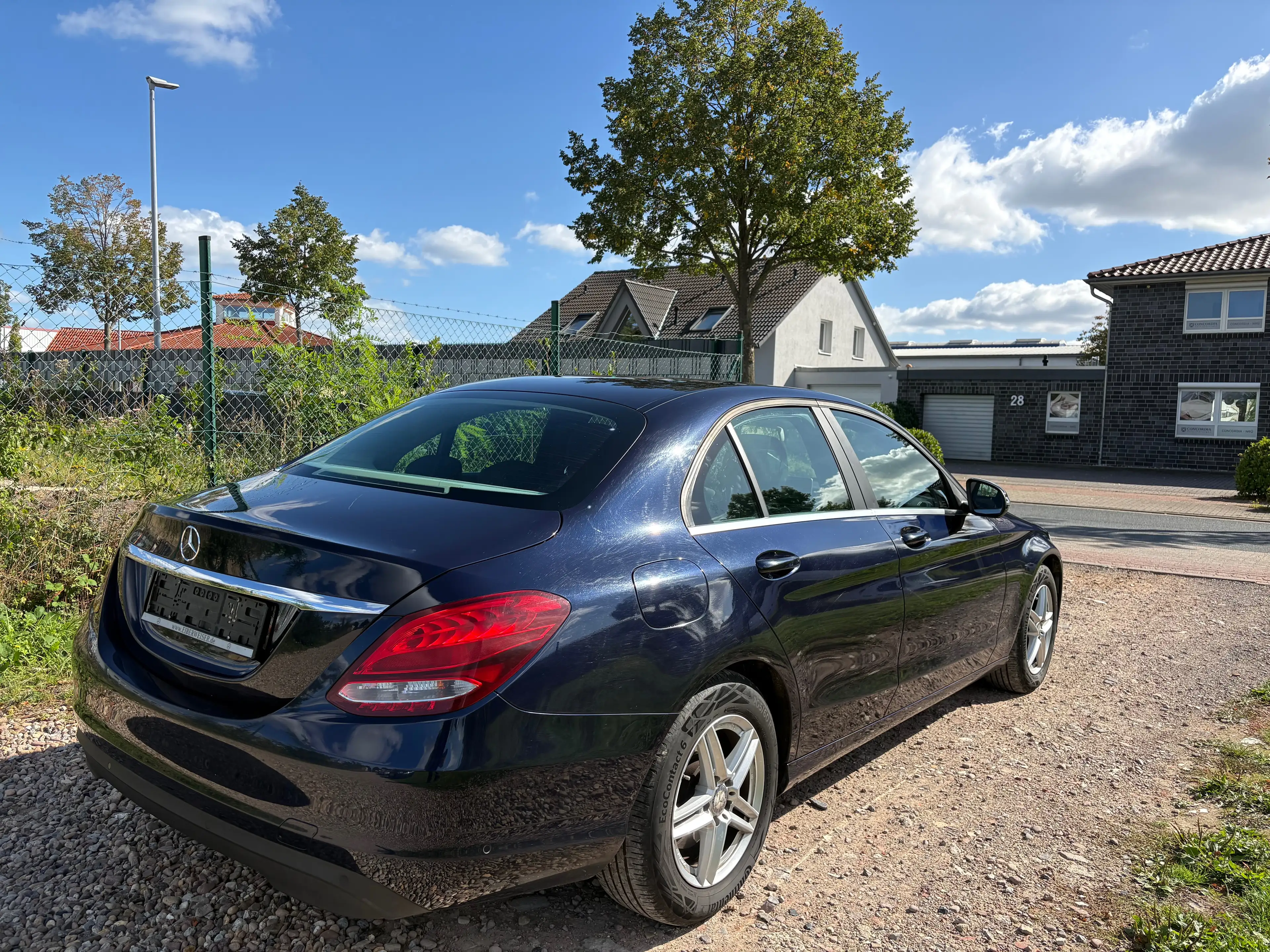 Mercedes-Benz C 220 d LIMO BlueTec NAVI+TEMPOMAT+SHZ+EURO6d-TEMP — photo 10