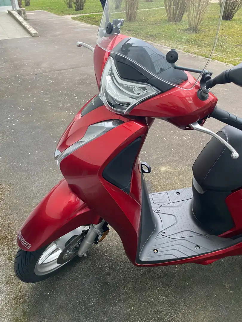 Honda SH 125 Roşu - 1