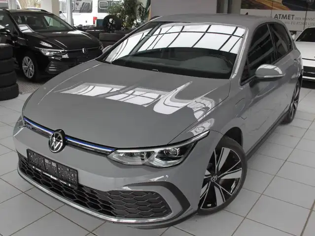 Volkswagen Golf GTE 1.4 dsg Hybrid 2022 245cv 18" vari colori