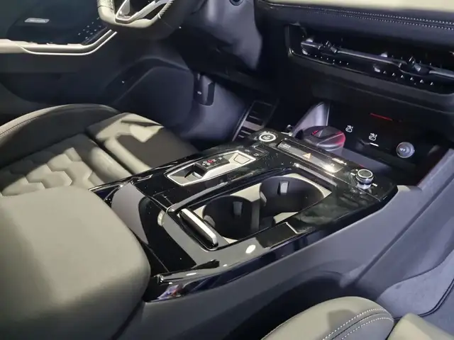 Audi A6 E-Tron view 10