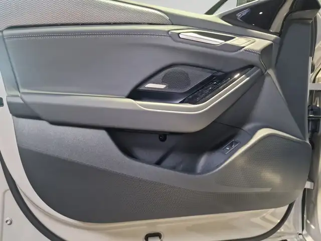 Audi A6 E-Tron view 13