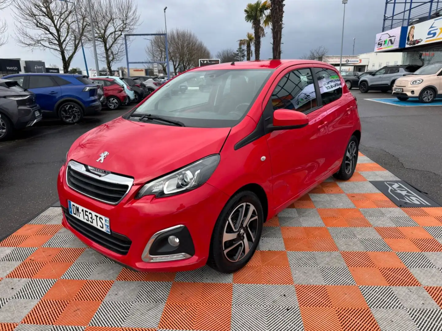 Peugeot 108 PureTech 82 ALLURE JA 15\u0026amp;quot; 5P Rouge - 2