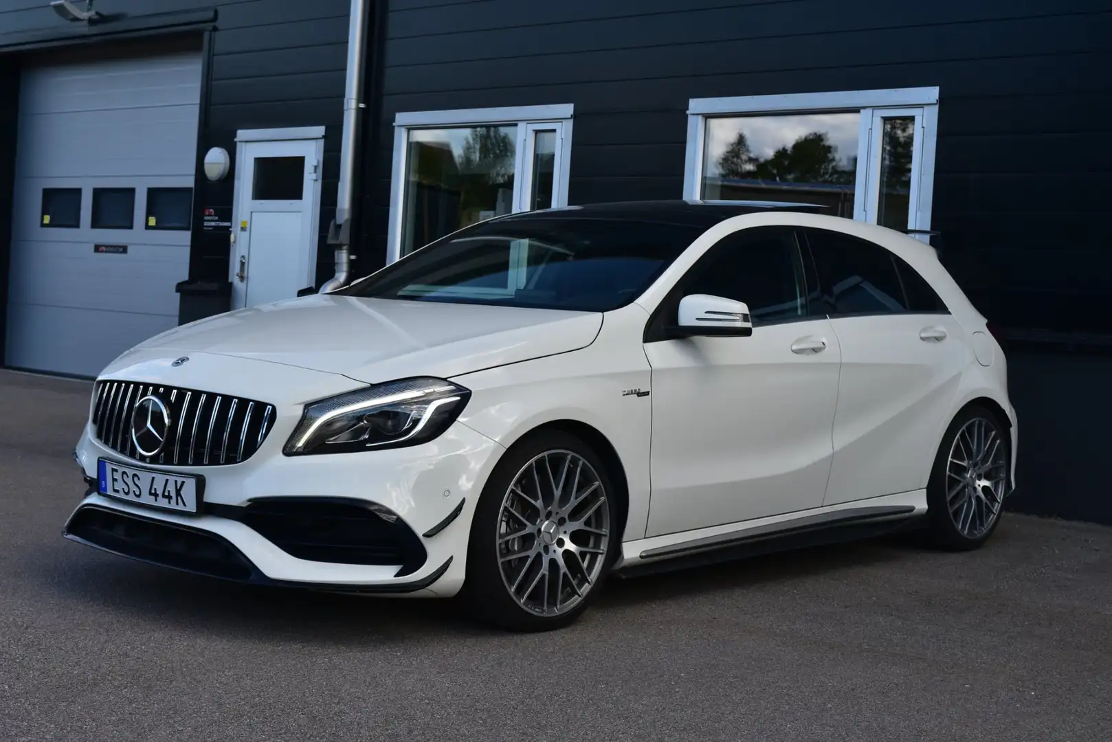Mercedes-Benz A 45 AMG 4Matic Speedshift 7G-DCT - 1