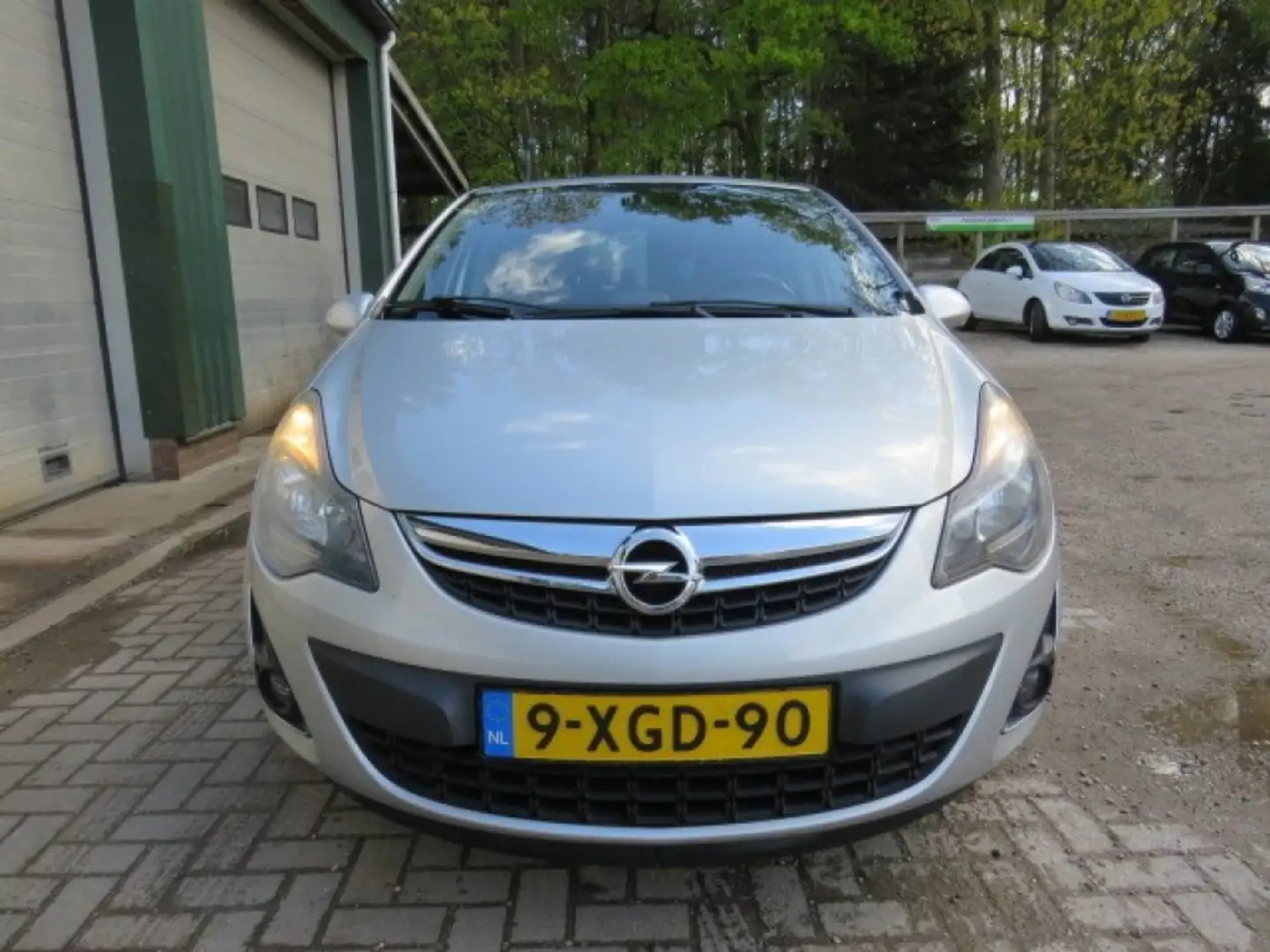 Opel Corsa 1.2 EcoFlex BlitZ LPG G3 Grijs - 2