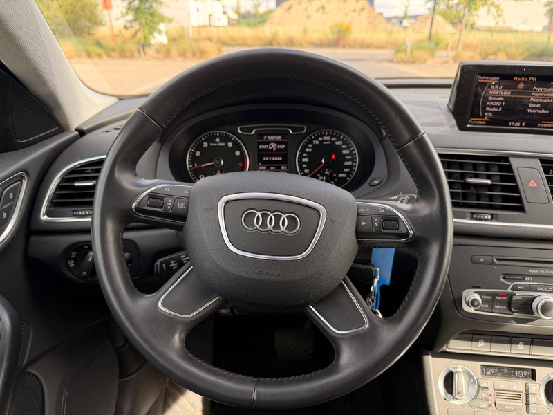 Audi Q3 Q3 2.0 TFSI Quattro S line S tronic — photo 8