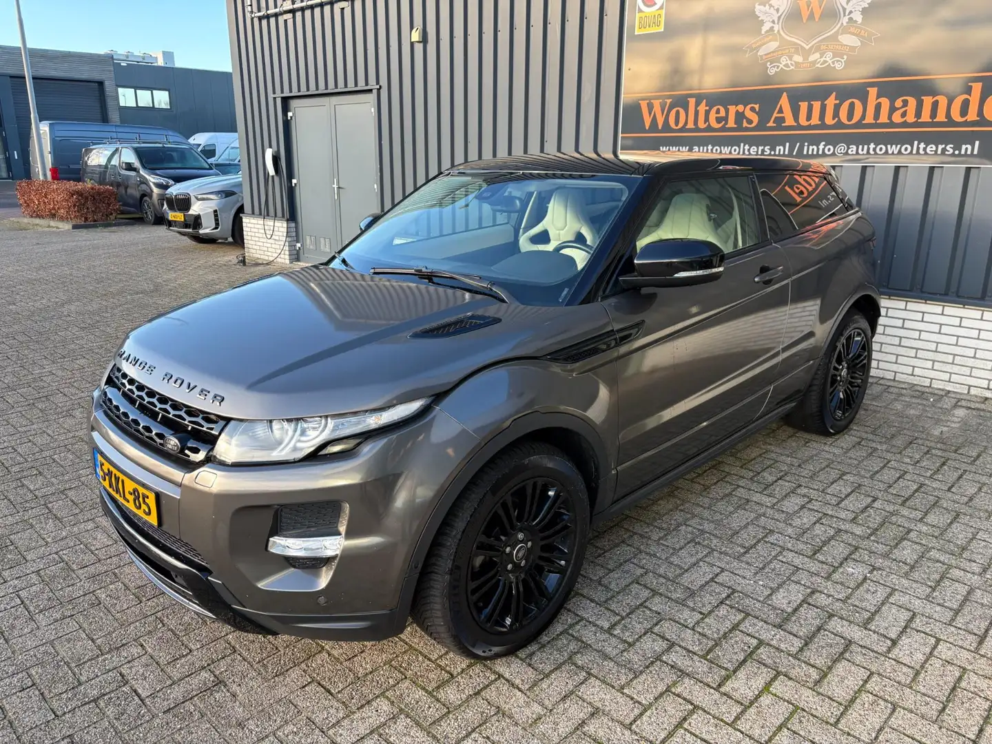 Land Rover Range Rover Evoque Coupé 2.0 Si 4WD Sicilian Yellow Braun - 2