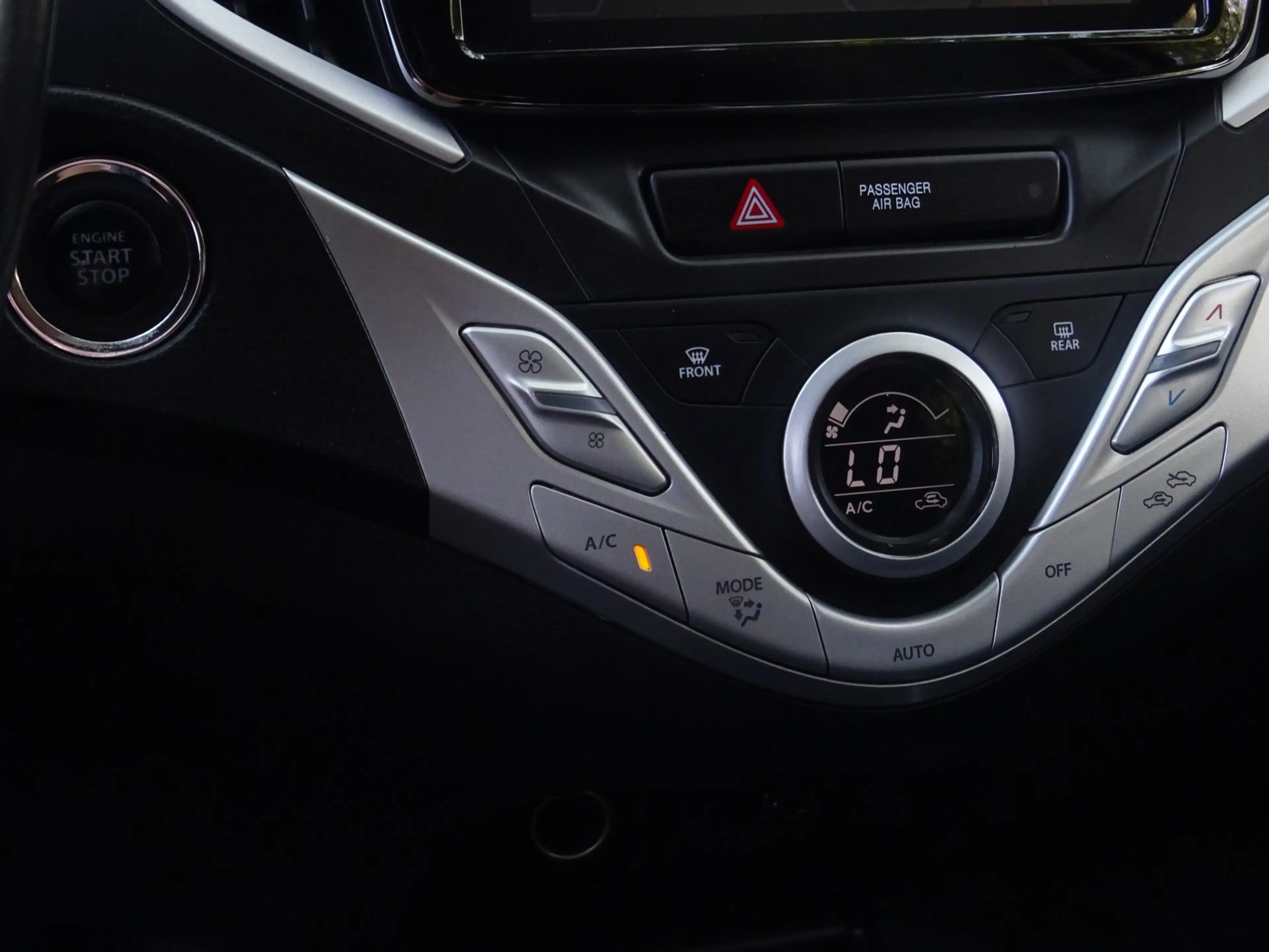 Suzuki Baleno 1.2 Exclusive BJ2018 NAVI/CAMERA/XENON/CRUISE — photo 11