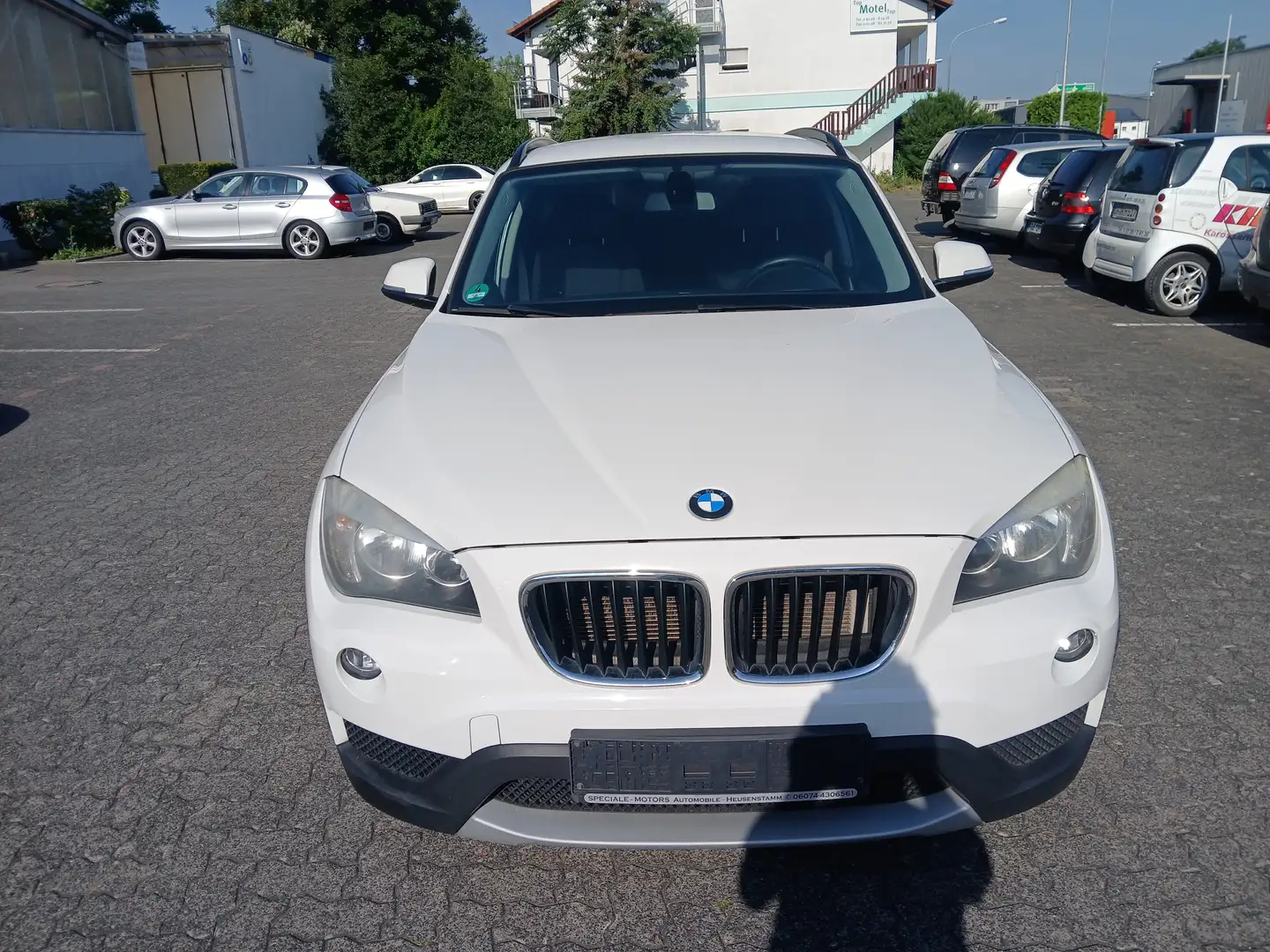 BMW X1 18 d sDrive ! IM AUFTRAG ZU VERKAUFEN ! Blanc - 1