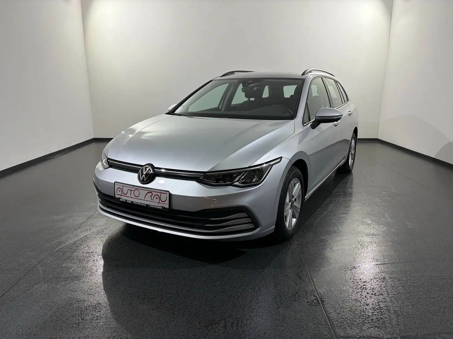 Volkswagen Golf Variant 2.0 TDI SCR Life *LED*NAVI*ACC*PDC* Silber - 2