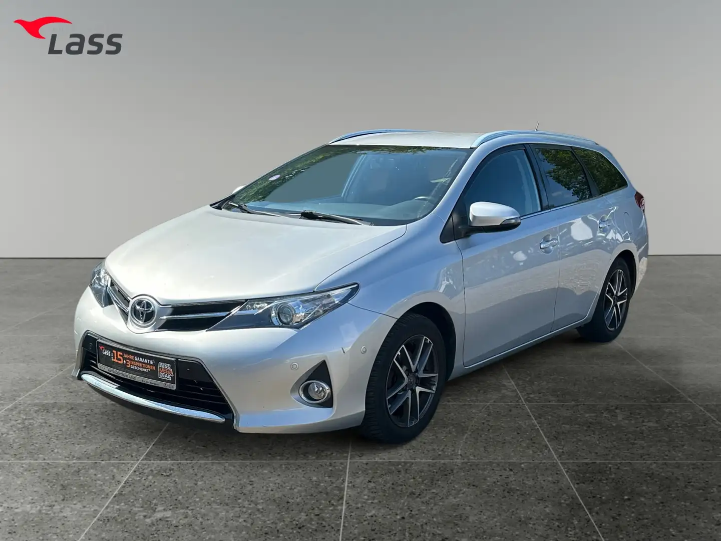 Toyota Auris 1.6 Touring Sports Edition AHK, GJR, PPS Silber - 2