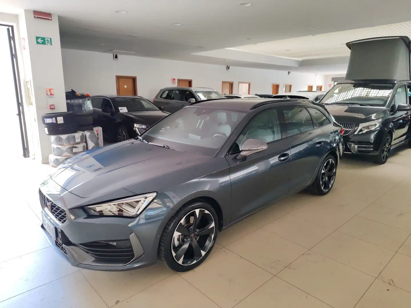 CUPRA Leon 2.0TDI 150cv DSG Adaptive Cruise FariLED Cerchi18” Grigio - 1